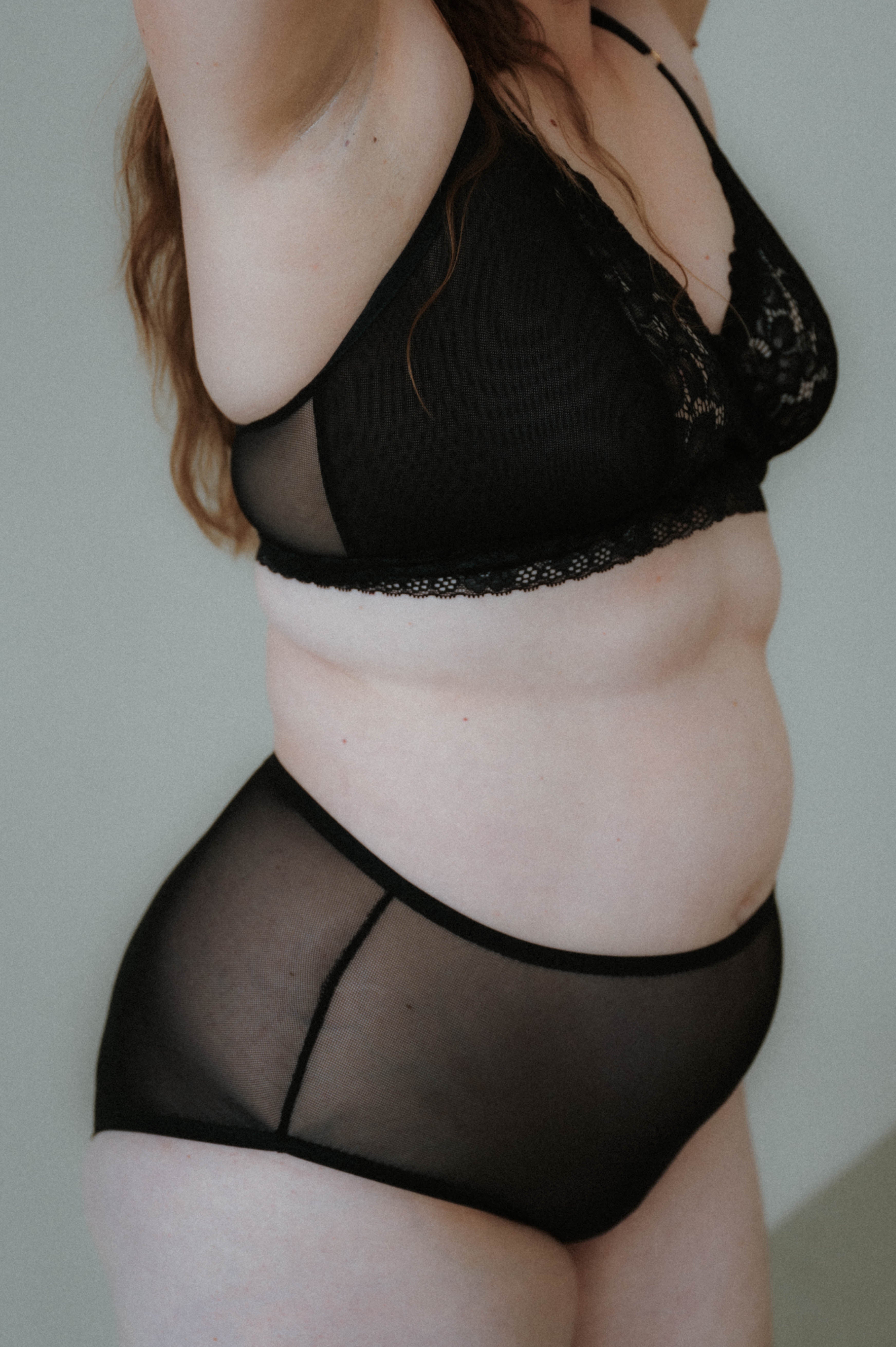 Queen B Wrap Bralette